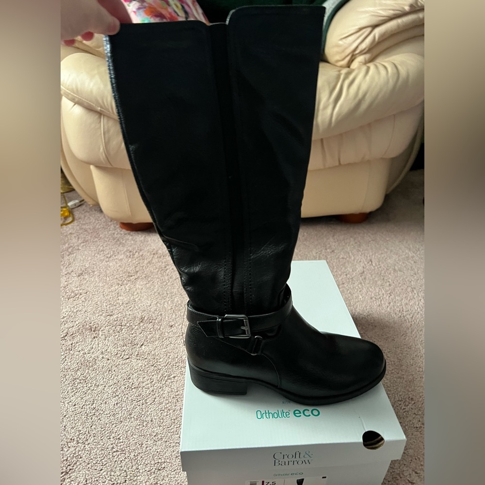 Croft and Barrow Black ladies boot -wide calf